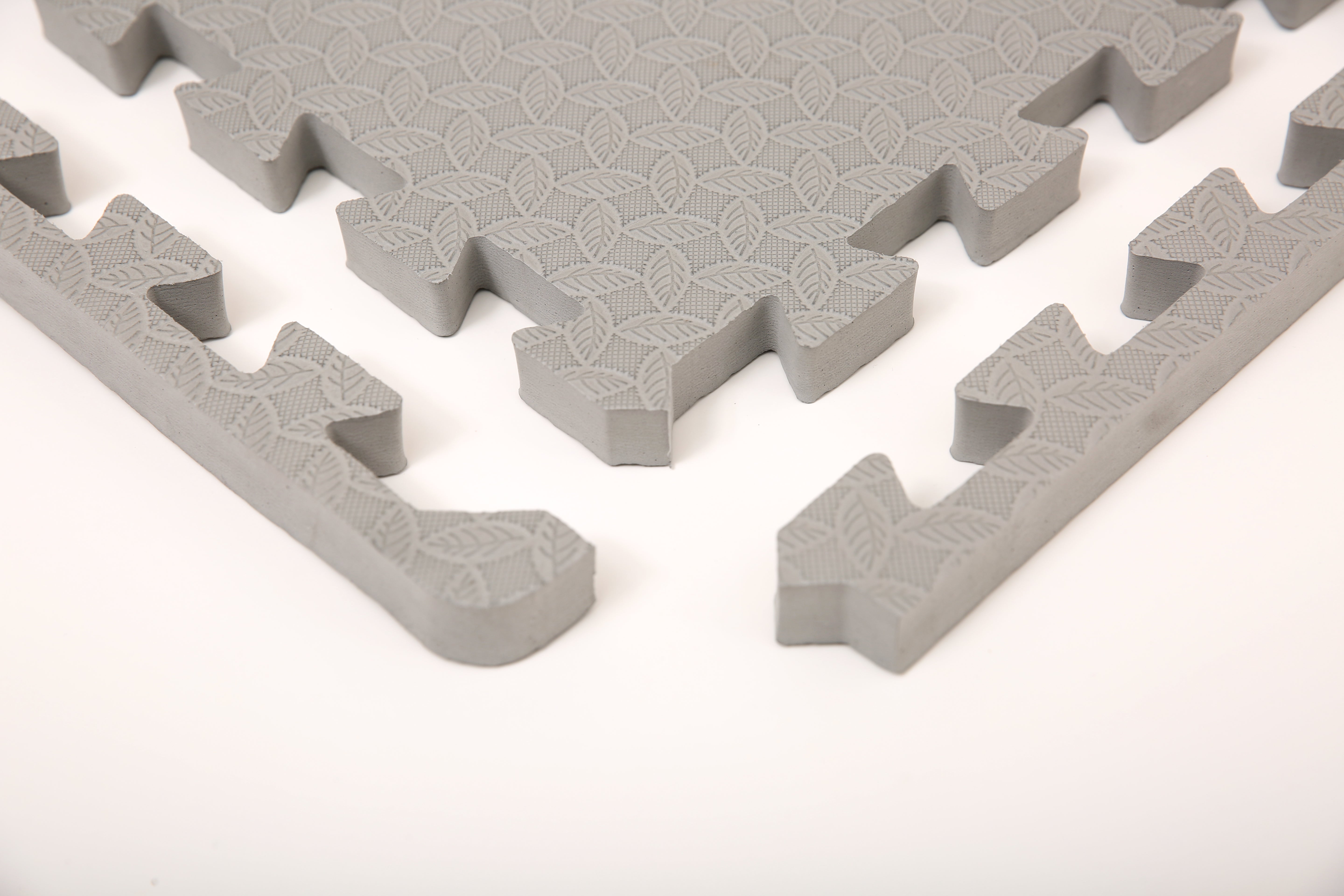 Piso de Goma Eva Encajable 60x60x1.2 cm – Gris y Blanco | Decopro | Pack 8 Unidades