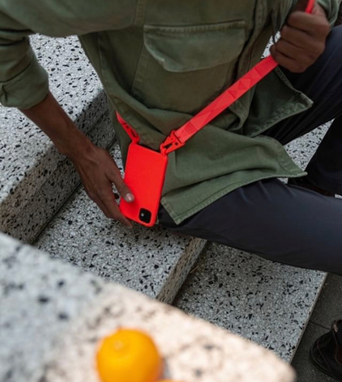 Carcasa de Silicona iPhone con Cinta / Cordon Ajustable iPhone XR