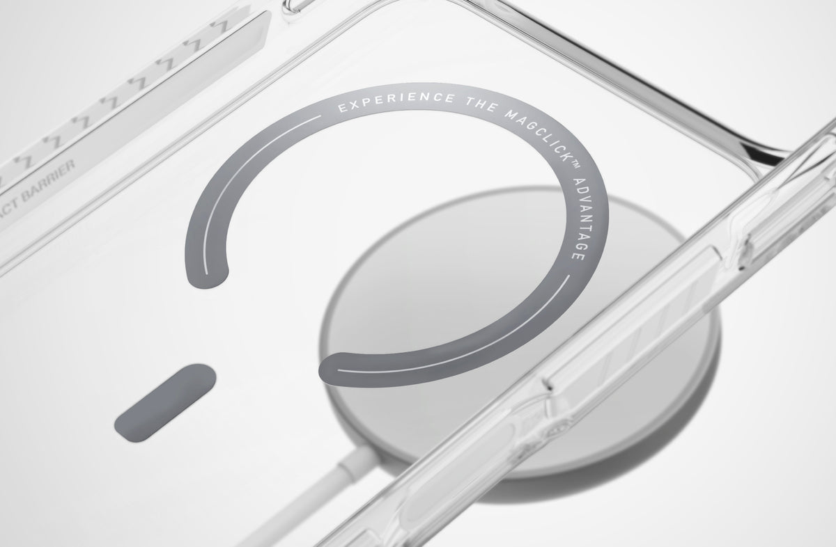 Carcasa Uniq Combat Magsafe iPhone 18 Pro - Blanca