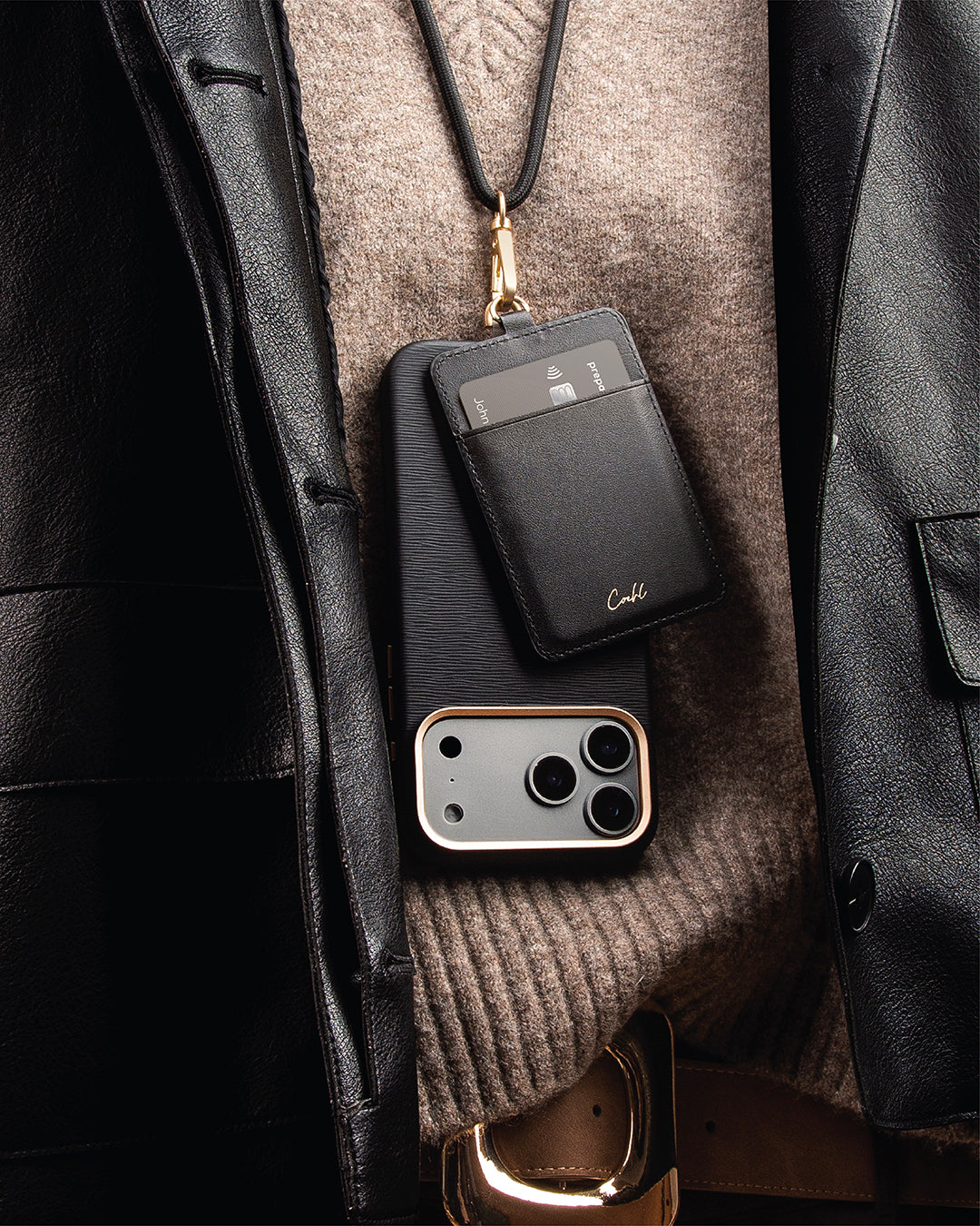 Carcasa Coehl Mirelle Magsafe iPhone 17 Pro - Negra - OPEN BOX - NUEVA PERO SIN EMPAQUE